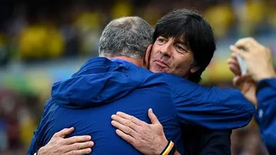 Joachim Loew sốc thay tuyển Brazil