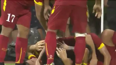 Công Phượng tỏa sáng, U23 Việt Nam đè bẹp U23 Malaysia