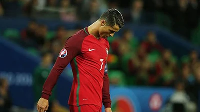 Ronaldo gây thất vọng, Bồ Đào Nha chia điểm với Iceland