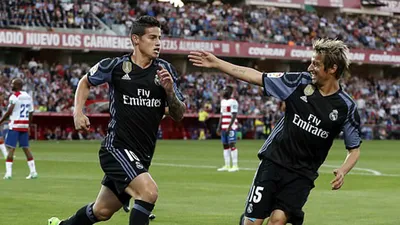 ‘Hãy đến MU và trở thành số 10 mới của chúng tôi’