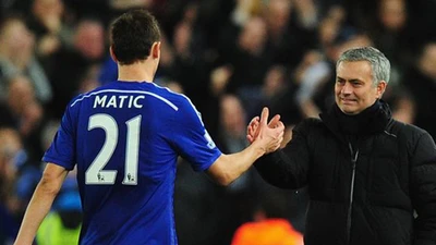 MU nổ bom tấn thứ hai