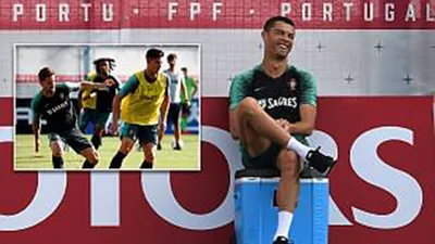 Ronaldo đùa giỡn trên sân tập trước thất bại của Messi