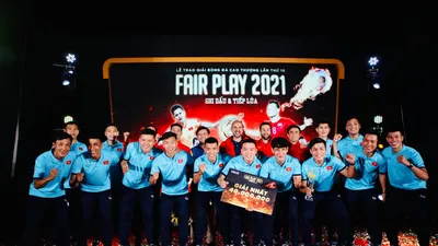 Tuyển Futsal Việt Nam đăng quang Fair Play 2021 đầy kịch tính