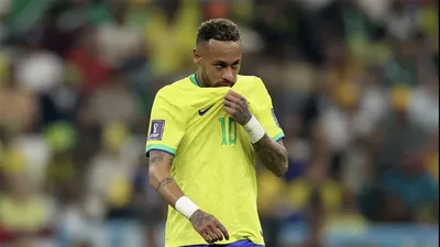 Cập nhật tình trạng chấn thương của Neymar: Brazil chịu cú sốc lớn