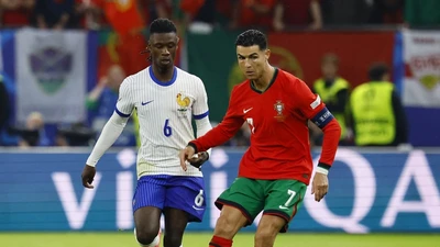 Ronaldo chia tay Euro, đội tuyển Pháp vào bán kết gặp Tây Ban Nha