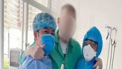 'Bật mí' chuyến bay đặc biệt đưa phi công người Anh về nước