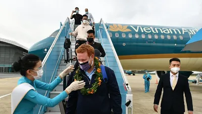 Những vị khách quốc tế đầu tiên đến Việt Nam du lịch