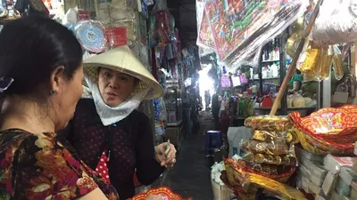 Cá lóc nướng, tôm nướng 'cháy hàng' ngày Thần tài