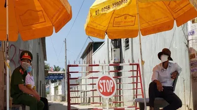 Hình ảnh ngày đầu tiên cách ly 5.000 dân thôn Văn Lâm 3 