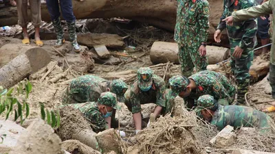 Sạt lở Trà Leng: Đưa chó nghiệp vụ tìm 12 người mất tích