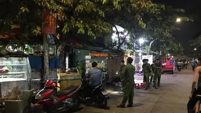 Công an đang khám nghiệm hiện trường vụ việc