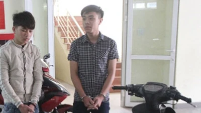 'Mượn' xe máy của cha để đi cướp giật tài sản