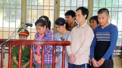 Mua tiền giả từ Trung Quốc về nước tiêu thụ