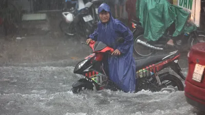 TP.HCM đón trận mưa lớn nhất từ đầu mùa