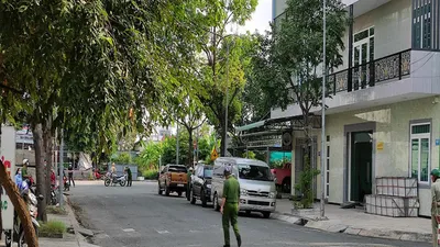 Đang khám xét nơi ở của Facebooker Trương Châu Hữu Danh 