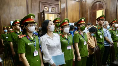 Vụ Vạn Thịnh Phát: 10 bị cáo nộp khắc phục thêm gần 6,2 tỉ đồng 