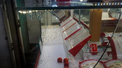 Dùng đá đập kính, cướp tiệm vàng ở Đà Nẵng