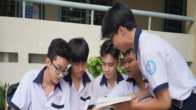 Dịch bệnh COVID-19 vào đề Văn thi lớp 10 