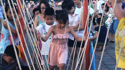 Sân chơi tái chế trong thành phố