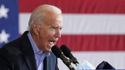 Ông Biden muốn thuê bác sĩ Fauci, sa thải ông Trump