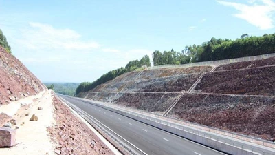 Cao tốc Đà Nẵng-Quảng Ngãi hơn 34.000 tỉ đồng sắp thông xe