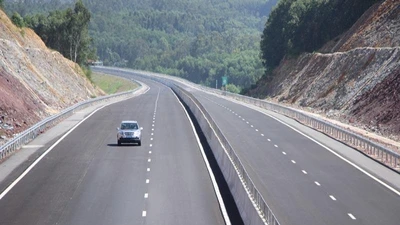 Cao tốc Đà Nẵng-Quảng Ngãi trước giờ thông xe toàn tuyến