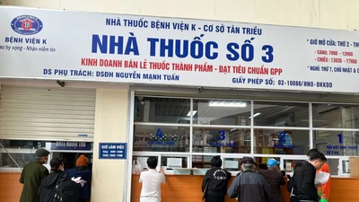 Người dân phản ánh bệnh nhân ung thư phải mua rất nhiều thuốc ngoài BHYT