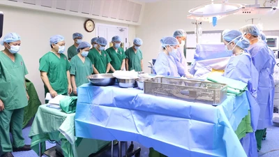 Nén đau thương, gia đình hiến tạng con trai trao sự sống mới cho 7 người