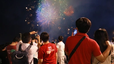 TP.HCM dự kiến bắn pháo hoa, thả khinh khí cầu dịp Quốc khánh 2-9