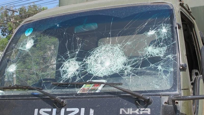 50 công nhân Đồng Nai đập xe cảnh sát giao thông