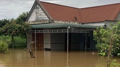 Thủy điện xả lũ điều tiết cộng thêm triều cường gây ngập cho hàng trăm hộ dân ở Đồng Nai