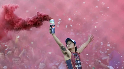 Sốc: Một fan bỏ ra 15 triệu USD xây sân cho CLB