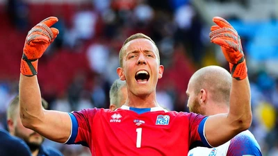 Iceland vừa đá World Cup vừa làm phim