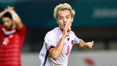 AFC: ‘Siêu dự bị’ Văn Toàn đưa Olympic VN vào bán kết Asiad 18