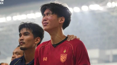Thái Lan khóc như mưa sau khi mất ngôi vô địch về tay Úc