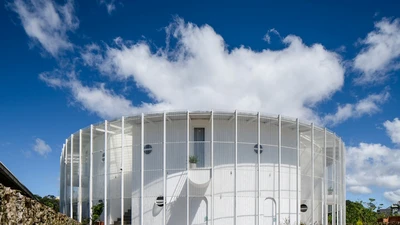 Độc đáo công trình ở ngoại ô thành phố ngàn hoa