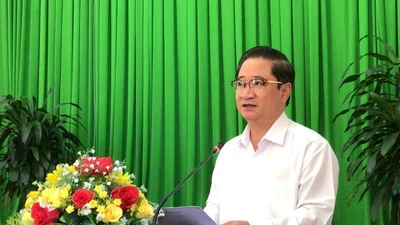Chủ tịch Cần Thơ thúc thực hiện cơ chế đặc thù, không để mất cơ hội phát triển 