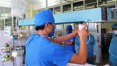 Chiến sĩ duy nhất sống sót trong vụ rơi máy bay đã nói chuyện được