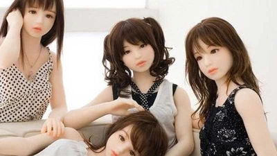 Búp bê tình dục có phải là hàng cấm không?