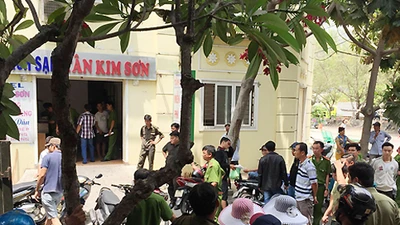 Cảnh sát bao vây khách sạn của tội phạm Sài Gòn