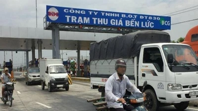 Bộ Giao thông báo cáo về việc chuyển sang 'trạm thu giá'