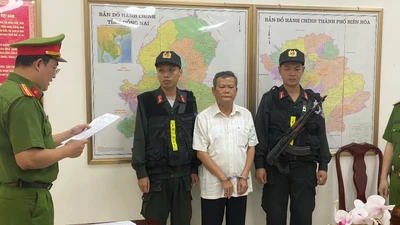 Trưởng, Phó phòng quản lý Đô thị huyện Trảng Bom bị bắt