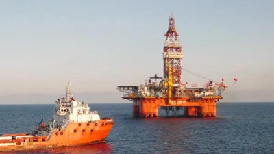 “TQ có thể đã chọn VN để làm mới chính sách bên miệng hố chiến tranh“