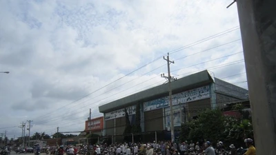 Gia thế giàu có của nạn nhân vụ thảm sát 6 người ở Bình Phước