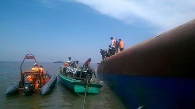 'Tàu chìm quá nhanh nên không nghe thấy tiếng la hét kêu cứu'