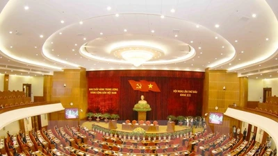 Chủ tịch nước Trần Đại Quang điều hành phiên bế mạc