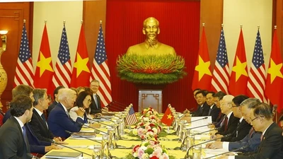 Chuyến thăm Việt Nam của ông Biden thu hút truyền thông quốc tế
