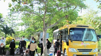 Ninh Thuận chuẩn bị đón người dân bị kẹt tại TP.HCM về quê