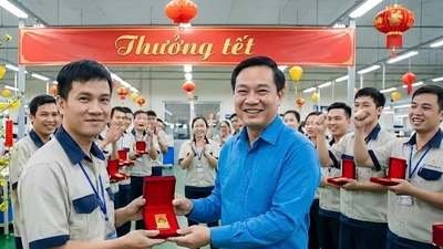 Nhận thưởng Tết bằng vàng, người lao động có phải đóng thuế thu nhập cá nhân?