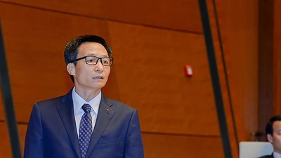 Ông Vũ Đức Đam tranh luận lại về quy hoạch Sơn Trà